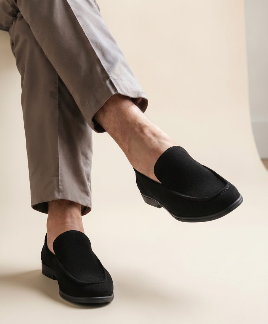 Looksmaxxing Verona premium suede loafers in black, product photo