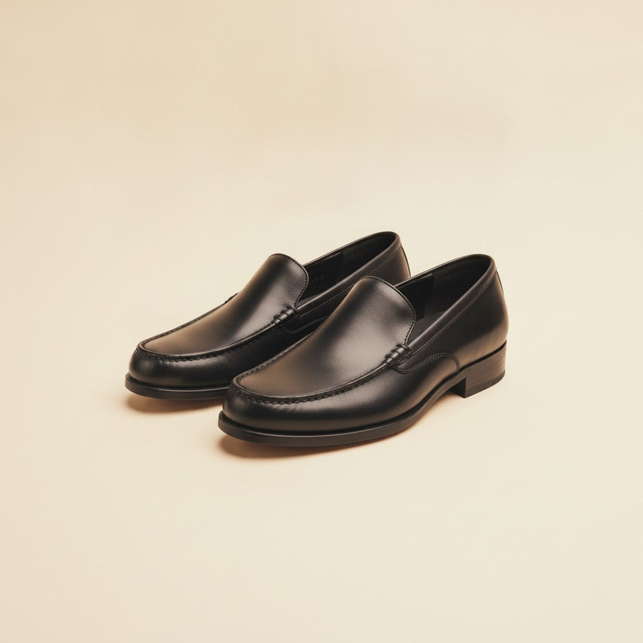 Looksmaxxing Como elevator loafer, three-quarter view