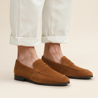 Looksmaxxing Positano suede penny loafers in caramel, product photo