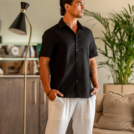 Looksmaxxing Machu short-sleeve shirt in black, product photo