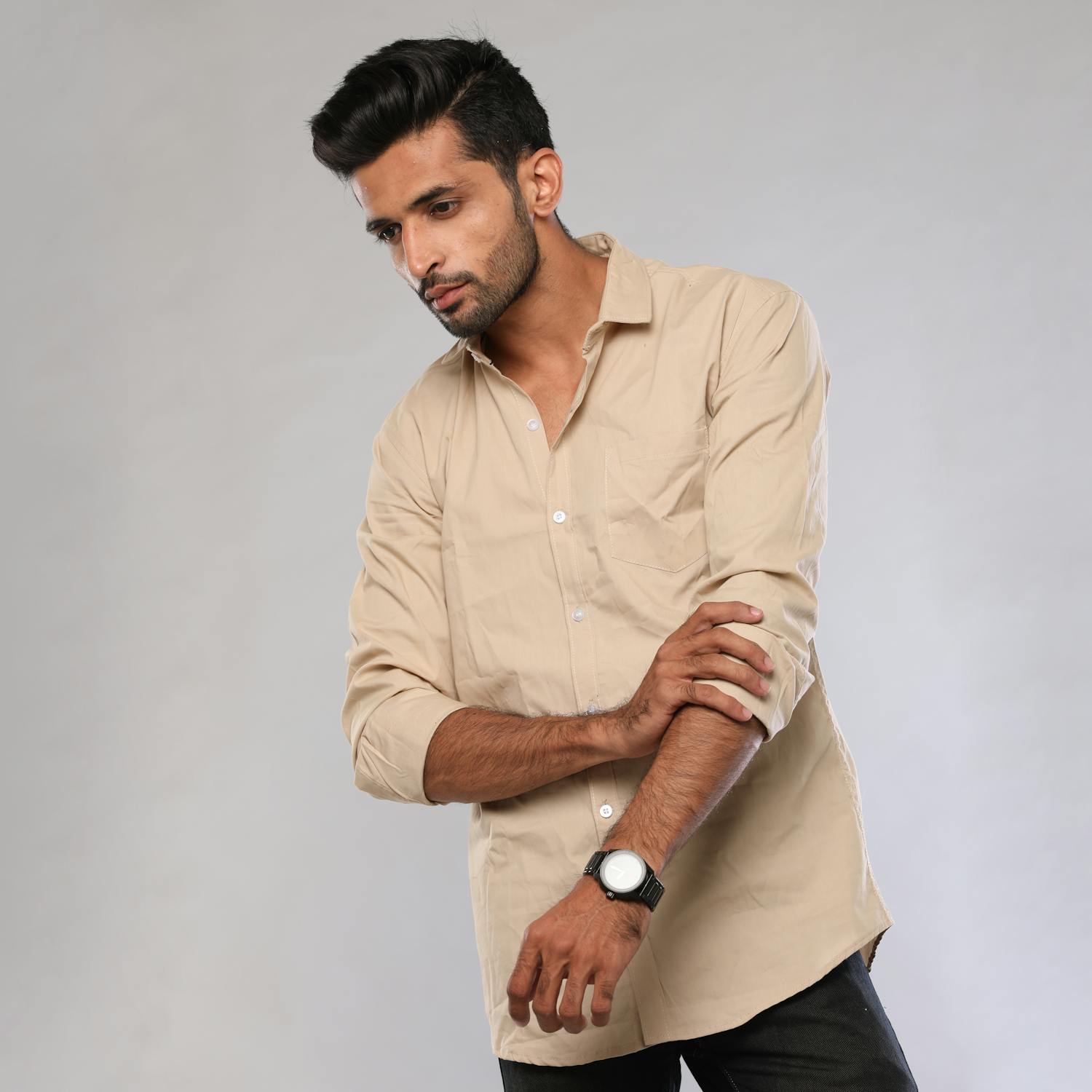 Beige linen shirt on model